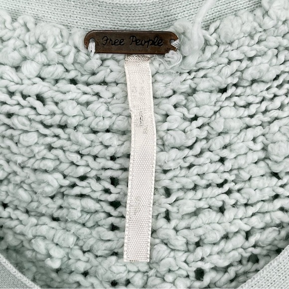 Free People Seafoam Mint Nubby Knit Songbird V-Neck Pullover Sweater Size Small - Picture 9 of 12